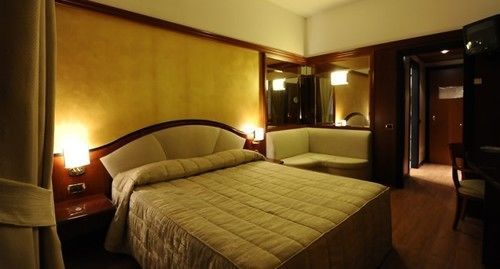 Hotel City Legnano Ngoại thất bức ảnh